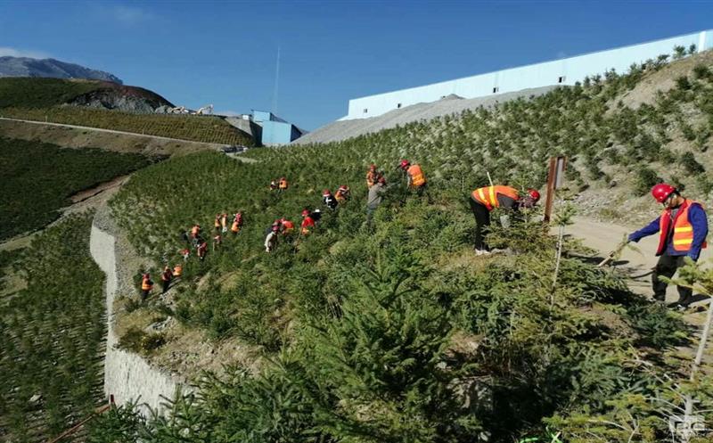 地球日丨以鑫顺之力，，，，，共绘绿色矿山画卷