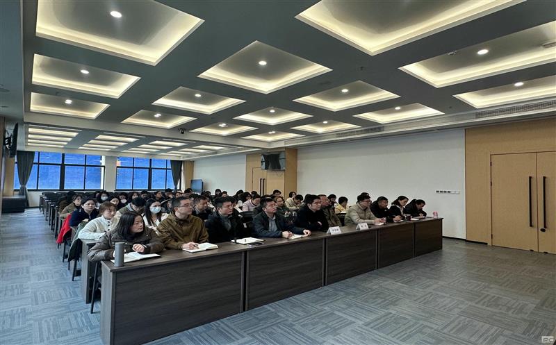 大力弘扬宪法精神，，，，，，，推动进一步全面深化改革 ——兴蜀设计集团开展第五期法律法规知识培训会